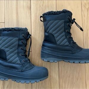 All in Motion Thermolite Kids’ Winter/ Snow Boots, Size 2